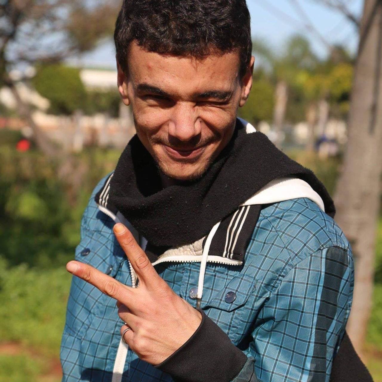 قصيدة: الدمع الحزين