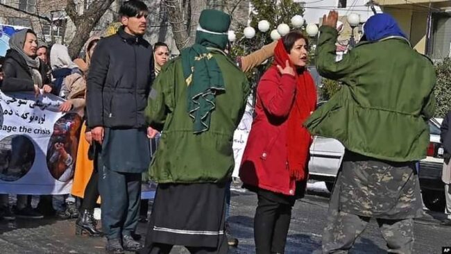 بازگشت طالبان به قدرت و چگونگی رویارویی مقاومت و مبارزات زنان معترض افغانستان