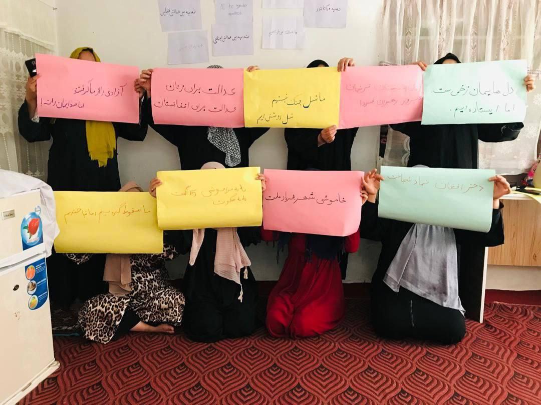 قطعه‌نامه اعتراضی حرکت خودجوش زنان مبارز افغانستان در پیوند به ۱۵ آگست، چهارمین سال حاکمیت استبدادی طالبان + ویدئو کلیپ
